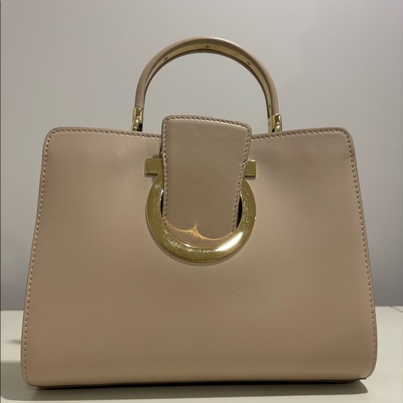 Ferragamo Thea bag - Picture 10 of 10